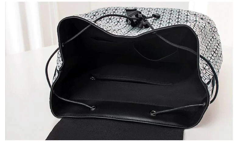 Fashion Geometric Rhombus PU Leather Outdoor Waterproof Backpack